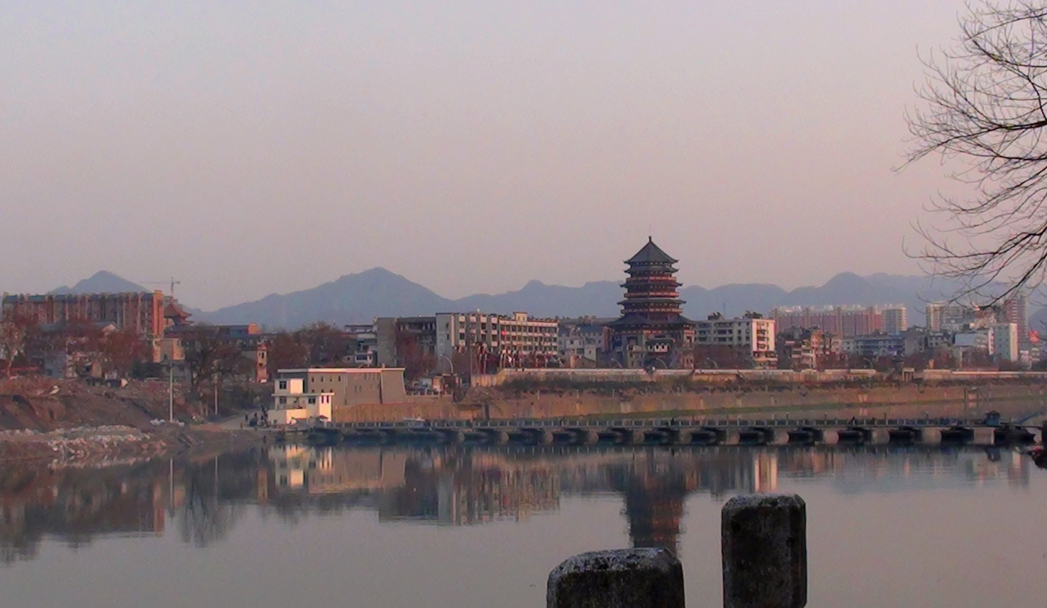 景德镇市昌江东岸